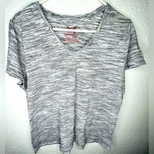 Faded Glory Black and White Top XL